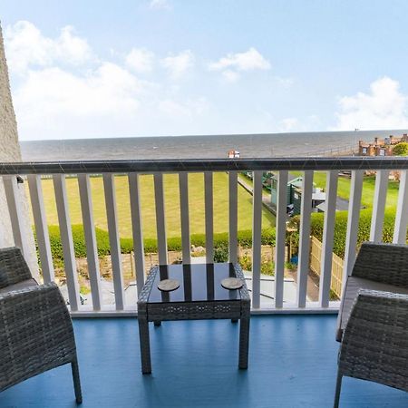 הורנסי Beachside Apartment מראה חיצוני תמונה