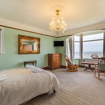 הורנסי Beachside Apartment מראה חיצוני תמונה