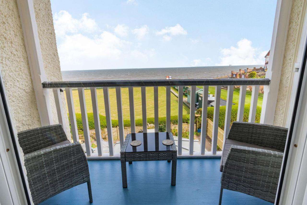 הורנסי Beachside Apartment מראה חיצוני תמונה