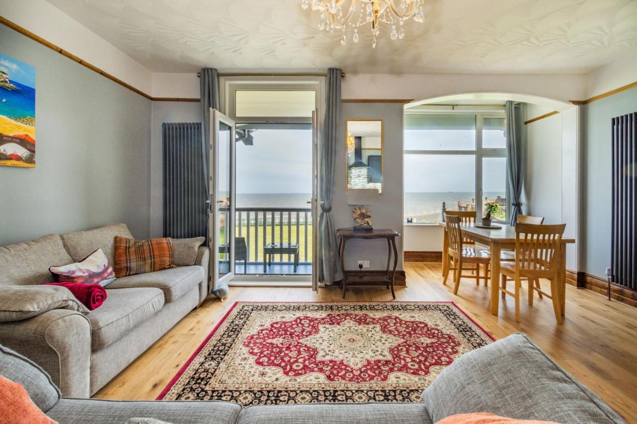 הורנסי Beachside Apartment מראה חיצוני תמונה