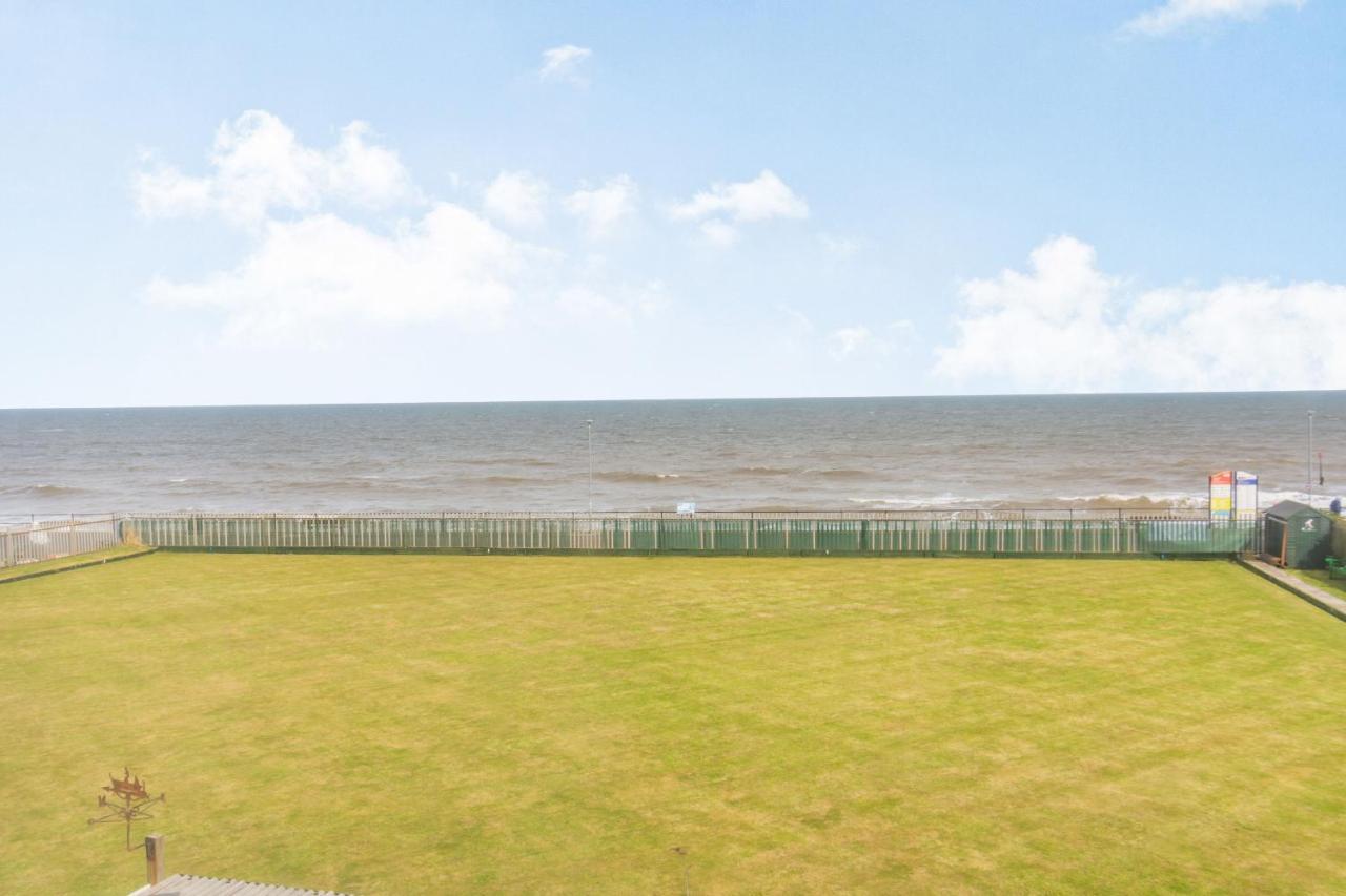 הורנסי Beachside Apartment מראה חיצוני תמונה